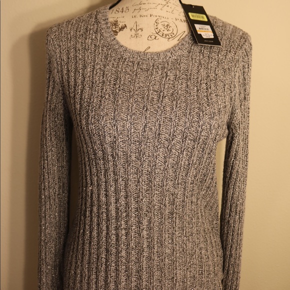 New with tags Jones NY cable knit gray sweater - Picture 2 of 5